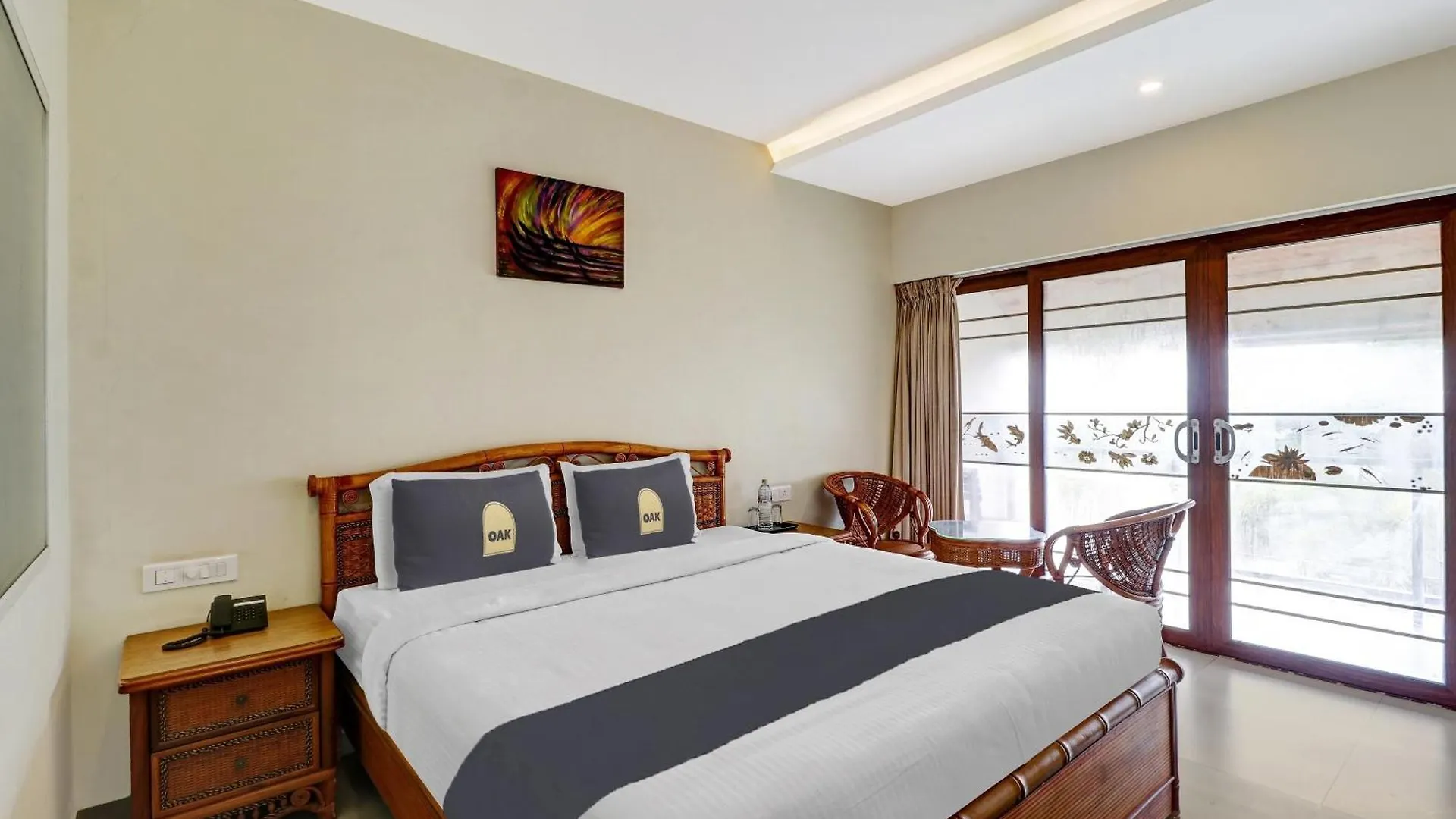 Townhouse Oak Edassery'S Sealine Villa Stay Kochi
