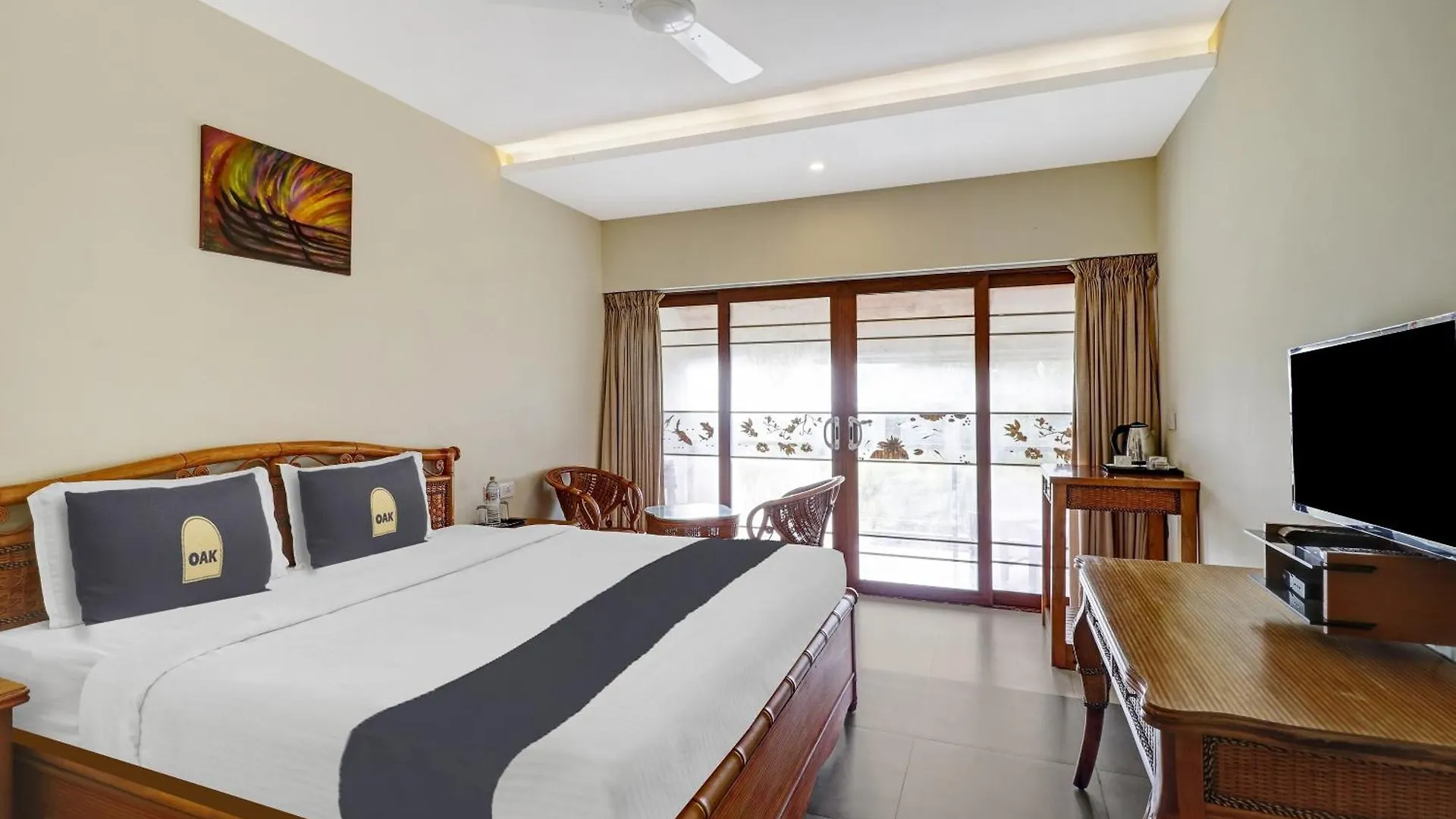 Townhouse Oak Edassery'S Sealine Villa Stay Kochi Hotel