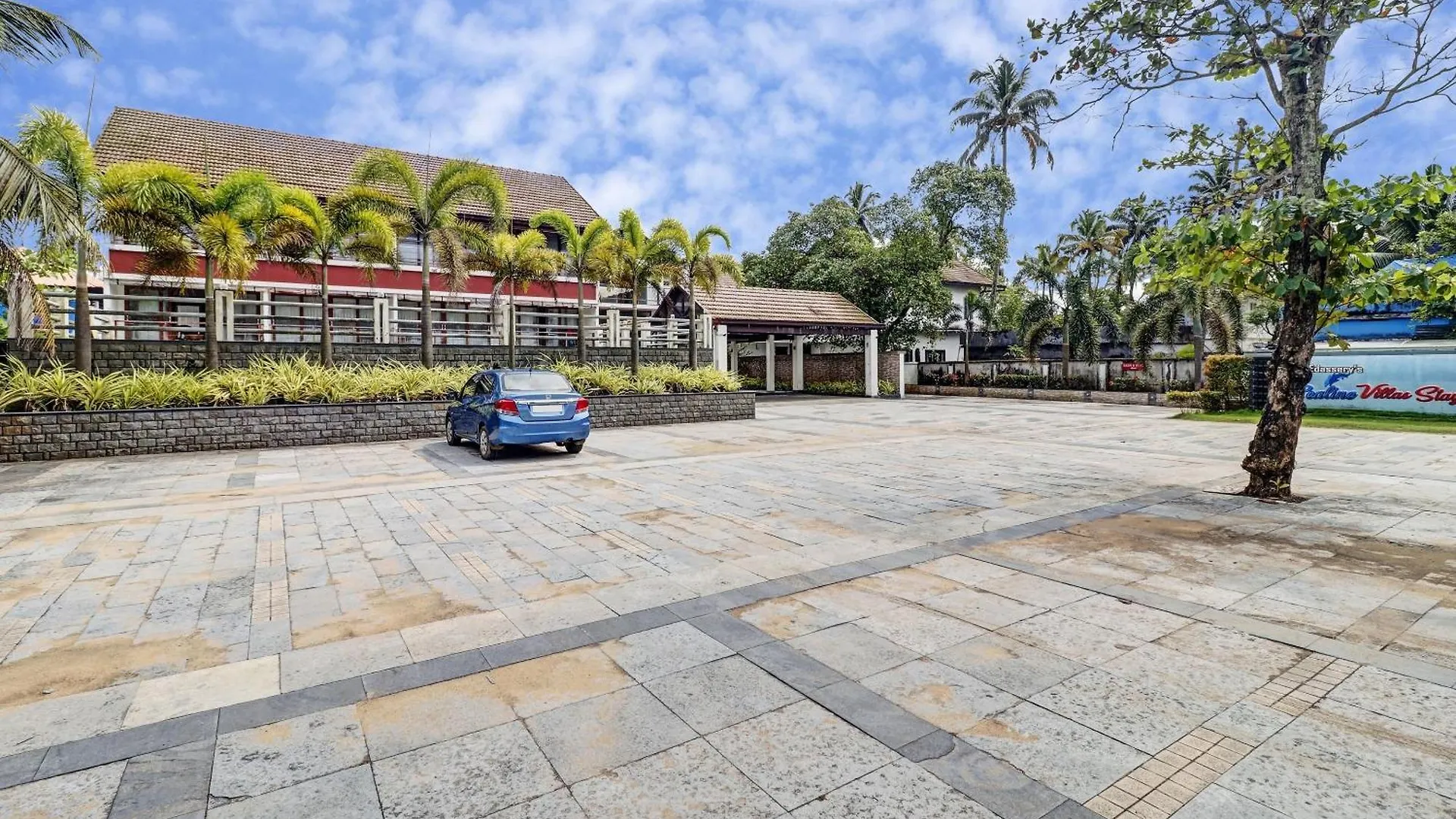 Townhouse Oak Edassery'S Sealine Villa Stay Kochi 4*,