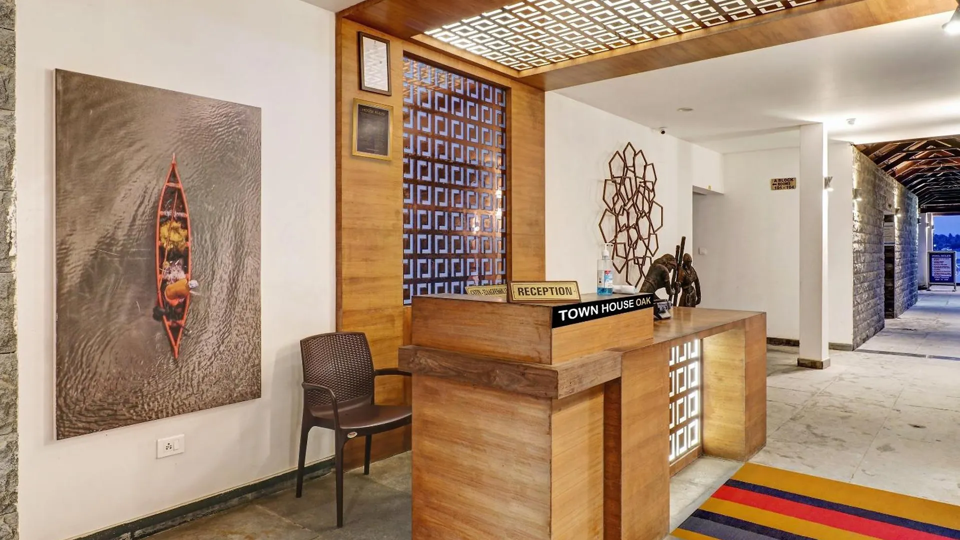 Hotel Townhouse Oak Edassery'S Sealine Villa Stay Kochi
