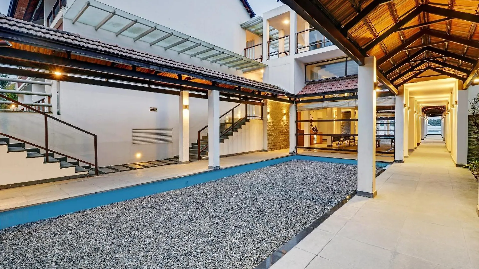 Townhouse Oak Edassery'S Sealine Villa Stay Kochi 4*,