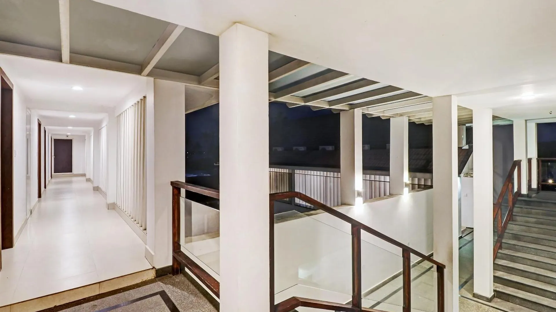 **** Hotel Townhouse Oak Edassery'S Sealine Villa Stay Kochi India